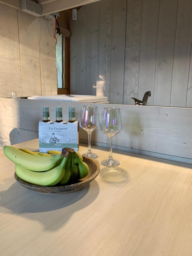 יאבקה Glamour Glamping At Little Beach מראה חיצוני תמונה
