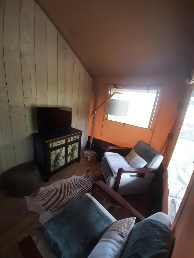 יאבקה Glamour Glamping At Little Beach מראה חיצוני תמונה